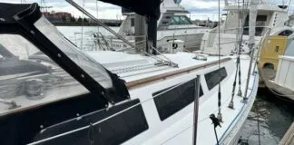 The S2 9.2's moderate, conventionally modern lines have helped it avoid the dated look that plagues many boats from the late 1970s. Arthur Edmunds' design features short overhangs, a relatively flat sheer and pleasing proportions. Photo courtesy of Boats.com