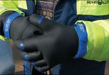 North Face Tops Hands-on Glove Test