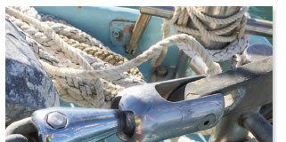 Ultra claims its ball-and-socket swivel (top) is stronger than the chain it is meant to pair with, even when side-loaded, so attaching it directly to the anchor is no problem. Nevertheless, it’s obvious how the forks on a streamlined, jaw-and-jaw barrel swivel could pry open as side-loading increases. We saw evidence of this in our samples.