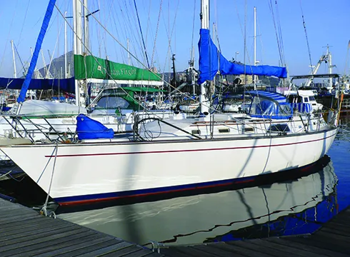 yankee 38 sailboat review