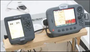 Plotter/Sounder Sailboat Navigation Equipment