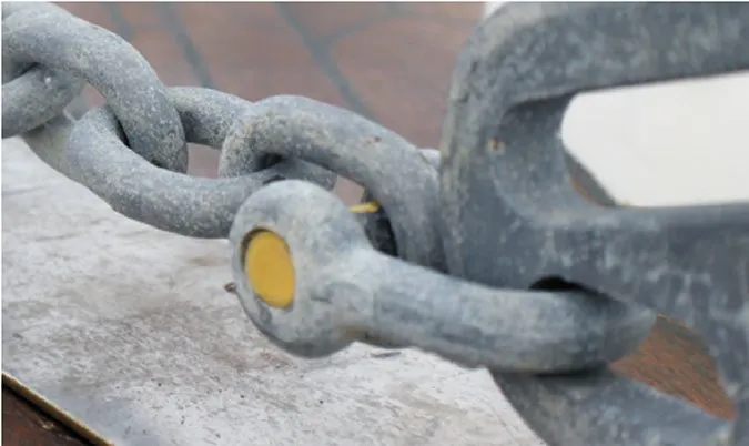 This Manson Supreme will accept a bow shackle, but it is incorrectly attached to the chain with a rated D shackle. (Photo/ Jonathan Neeves)