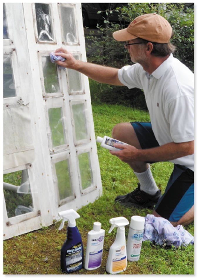 Mold & Algae Cleaners