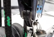 Stopping Mainsheet Twist