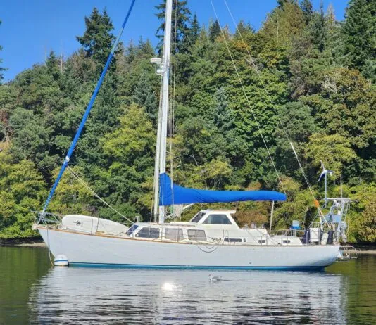 40 foot hunter sailboat