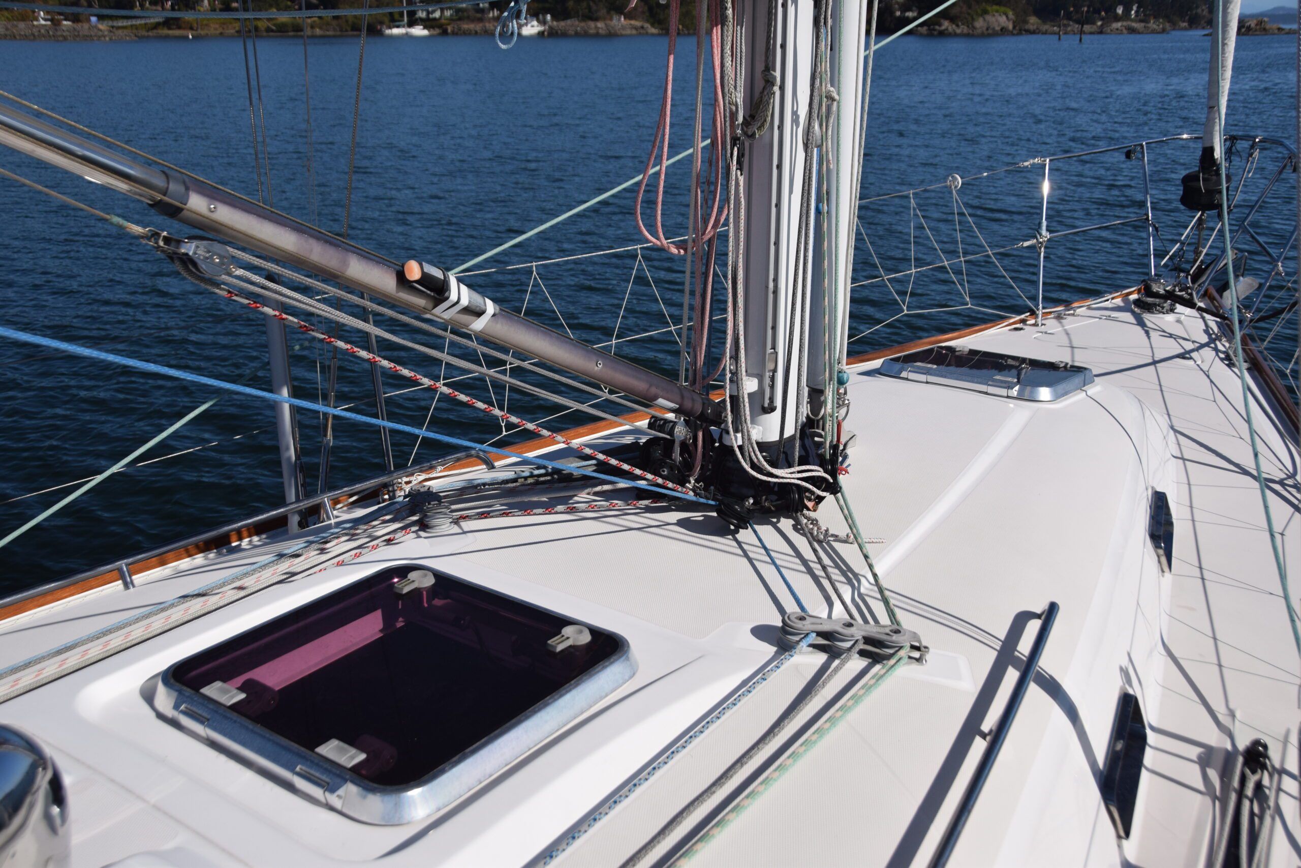 Clean foredeck