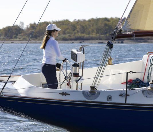 Pearson Rhodes 41/Rhodes Bounty II Used Sailboat Review