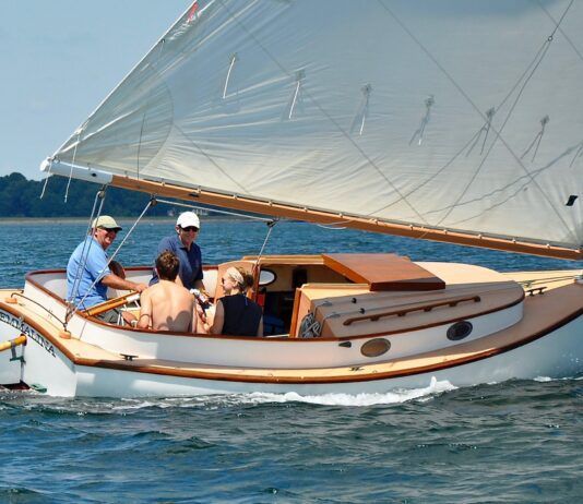 Marshall Sanderling 18: Used Boat Review