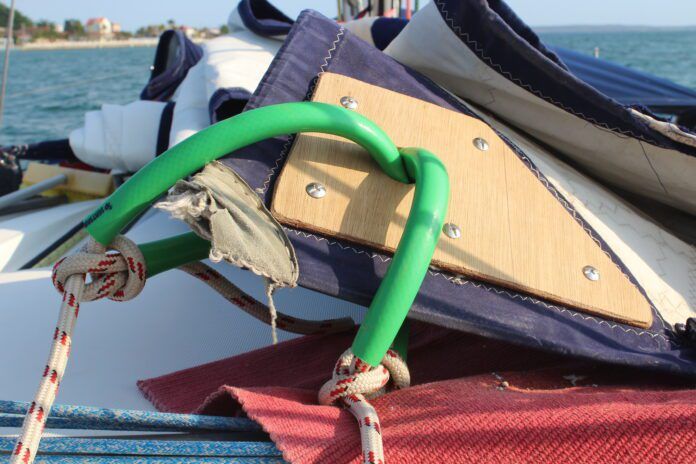 Using only what they had available onboard, the cruisers rebuilt a broken clue on their genoa which lasted for thousands of miles of sailing.