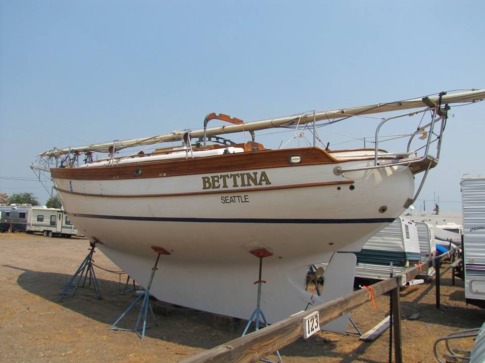 Photo courtesy of Hans Christian 34 Facebook group.