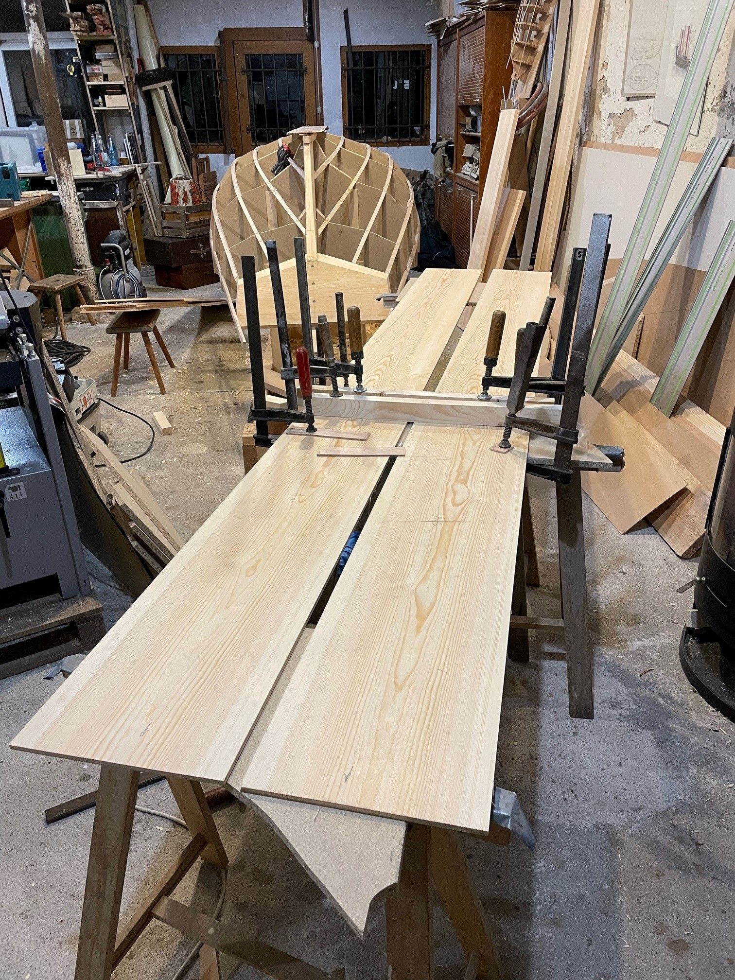 Vendia plywood planks are used in the construction for this Blekingseka, which is a traditional boat from Sweden. (Photo courtesy of Vendia)