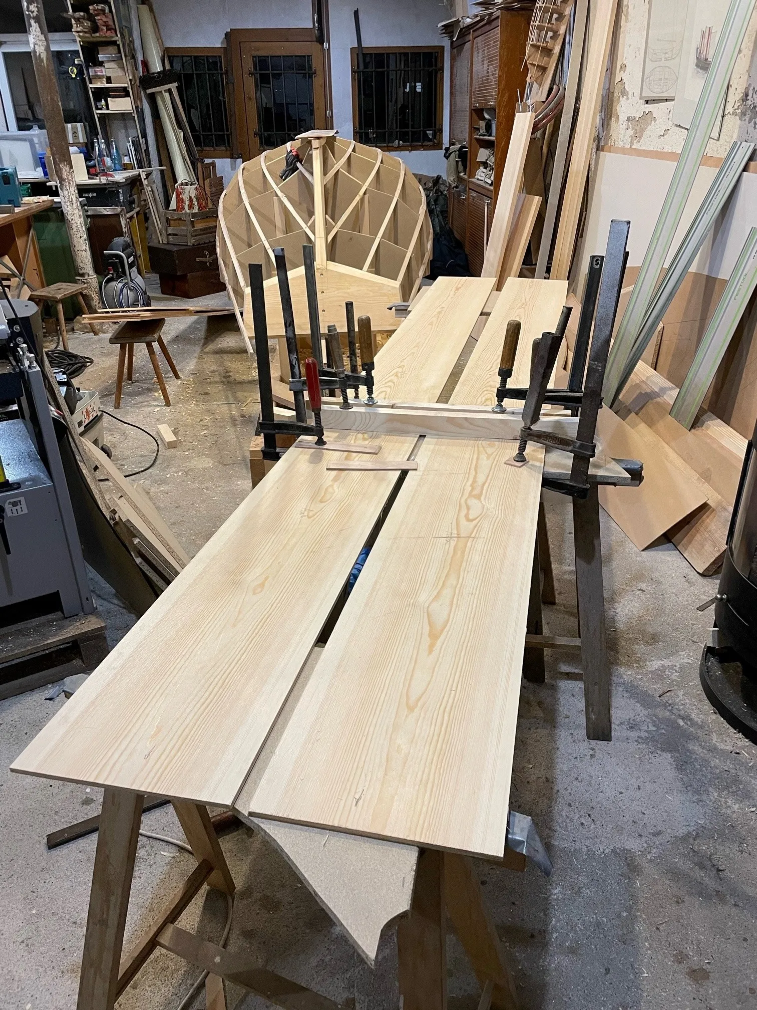 Vendia plywood planks are used in the construction for this Blekingseka, which is a traditional boat from Sweden. (Photo courtesy of Vendia)