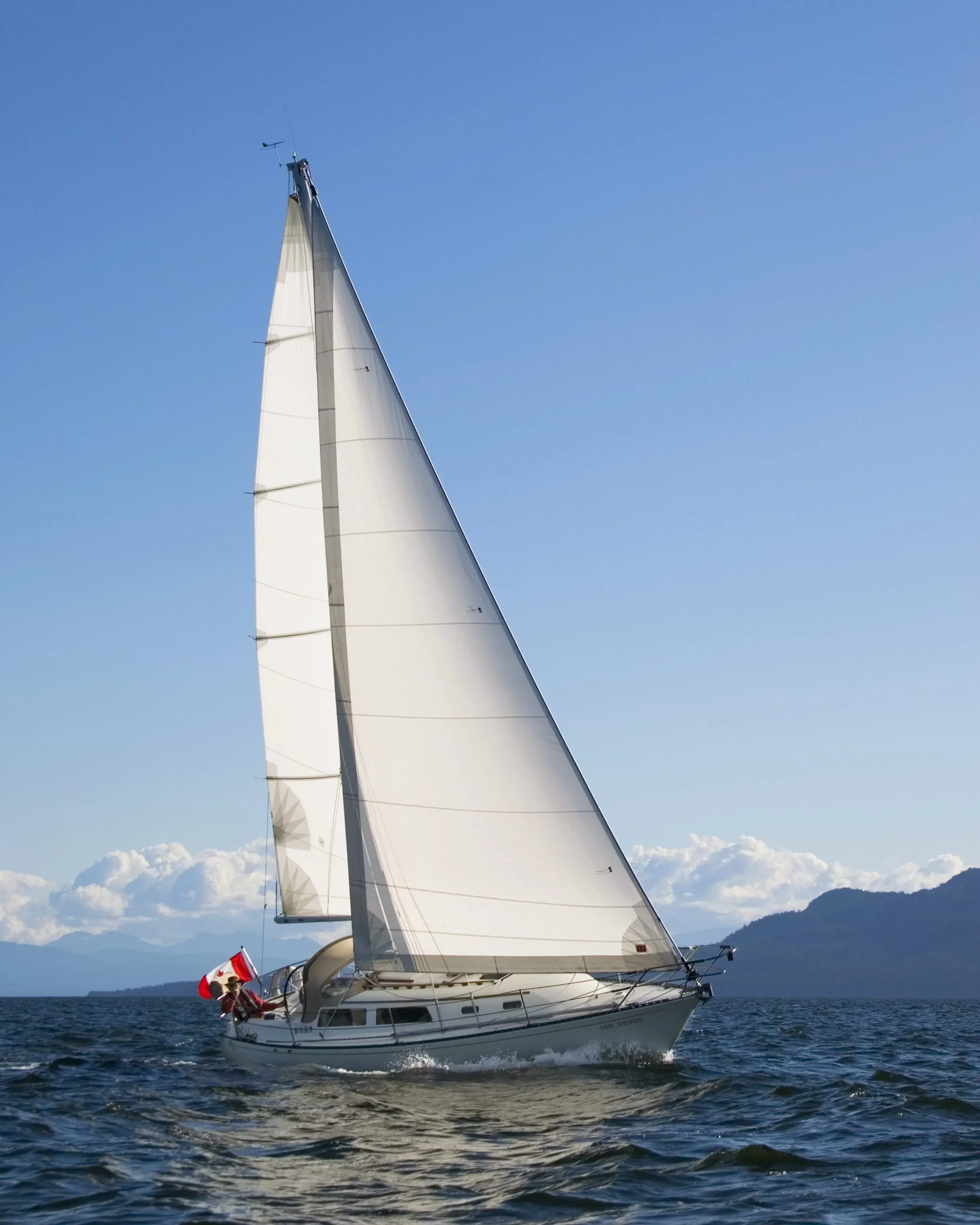 1978 Islander Bahama 30, Natasha, happily sailing in the Pacific Northwest, with a Beta 20 and SeaProp60 installed. (Photo/ Bert Vermeer)