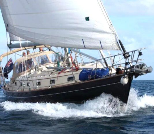 Island Packet has earned a reputatioin for crafting stout, seaworthy passagemakers that will grace any anchorage. Courtesy of Yachtworld.com