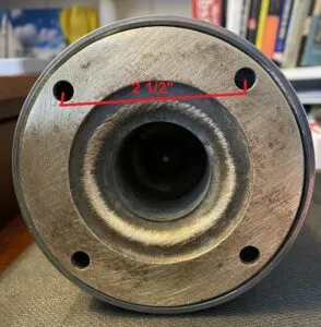 Use the Paint program, available on any Windows PC, to note dimensions on photos for items you'd like to sell. Note the dimensions overlaid on this photo of a Barient #16 single-speed winch. (Photo/ Doug Henschen)