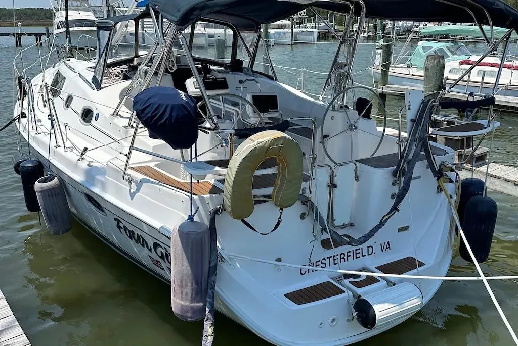 The Hunter 45DS. Photo courtesy of YachtWorld.com