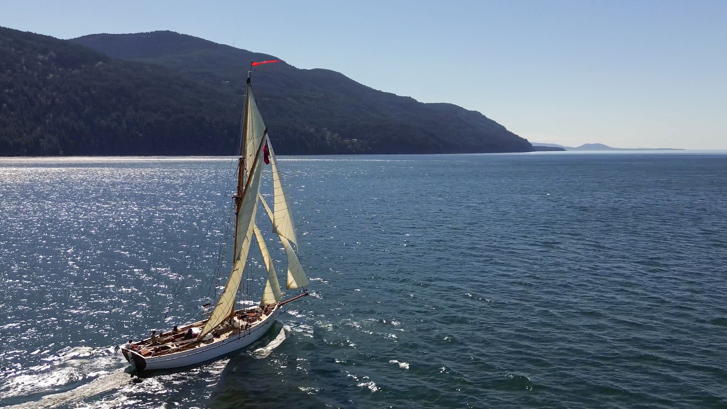 (Photo/ Leo Sampson Goolden)