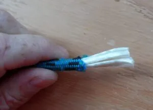 Remove about 1-inch of core for round stitch splices. (Photo/ Drew Frye)