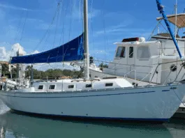 The Endeavour 32's moderate beam and traditional profile reflect her 1970s IOR-influenced design heritage. Though no longer competitive as a racer, the hull remains well-suited for comfortable coastal cruising. Courtesy of Yachtworld.com