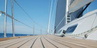 No need to pay for a pricey teak cleaner, you can successfully use a DIY brew to clean your teak.