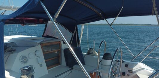The Mirage 33 has a well laid out cockpit but it is a bit difficult to walk around with the wheel nearly touching the side benches. Coaming is high making it a comfortable and dry seating area. (Photo/ Ray Ville)