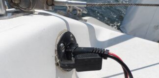 SAE 2-pin conector for autohelm. The Muyimu broke, so this is now my favorite. (Photo/ Drew Frye)