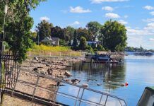 Jetties are completely out of the water in the Montreal area. (Photo/ Marc Robic)