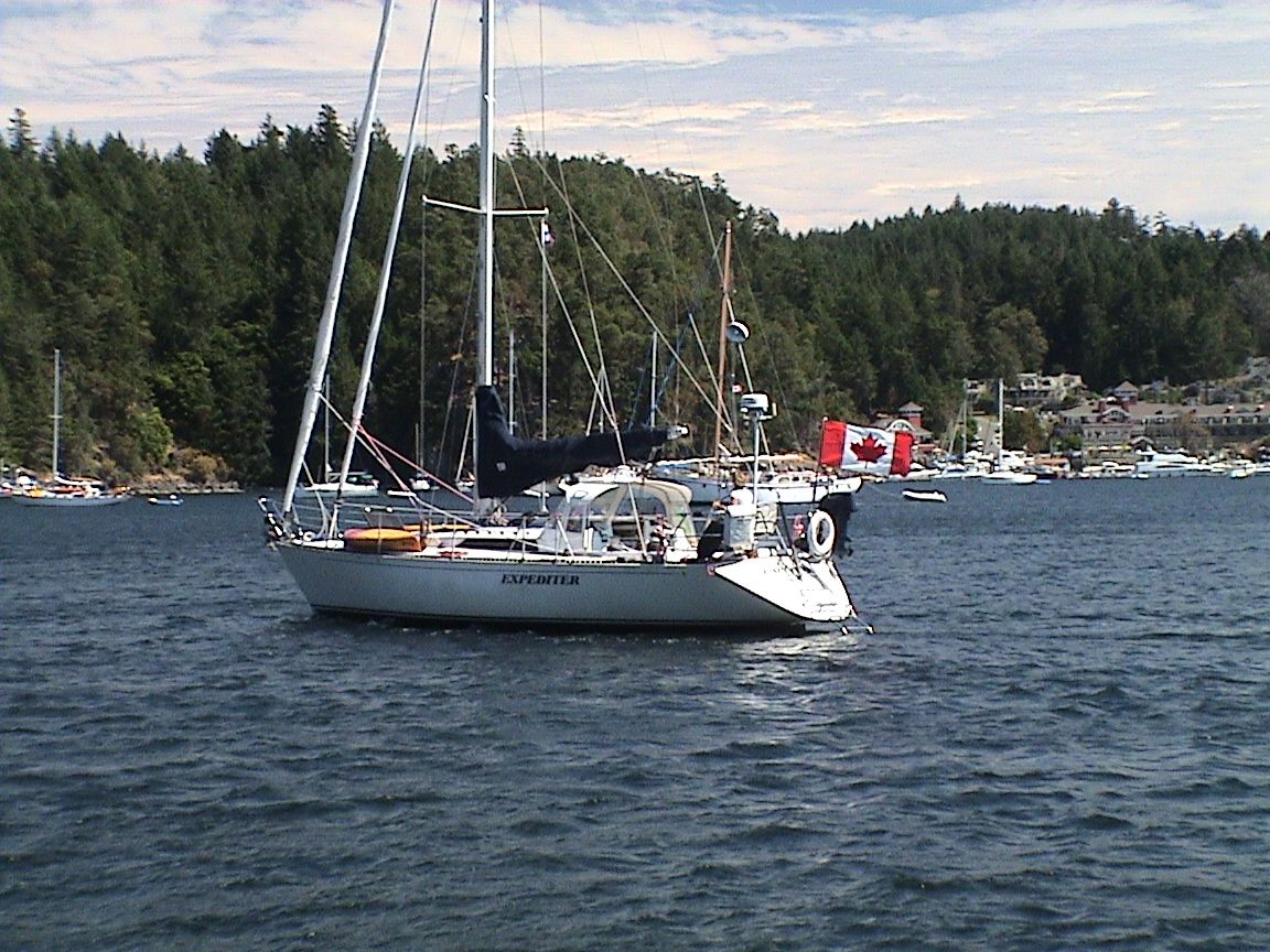 The offending C&C 37. (Photo/ Bert Vermeer)