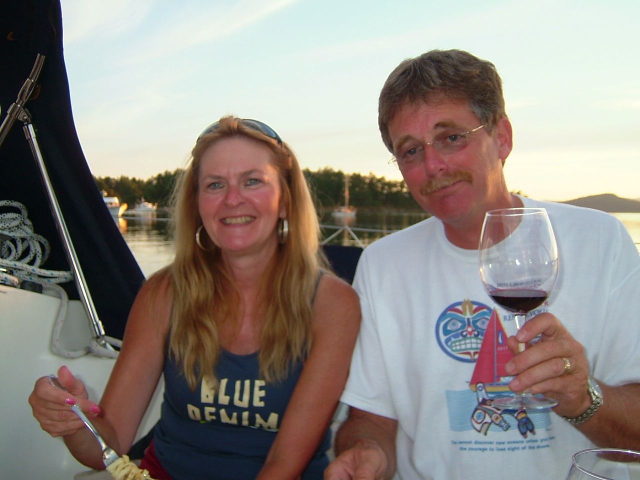 Carey and Bert relaxing with a cocktail afterwards. (Photo/ Bert Vermeer)