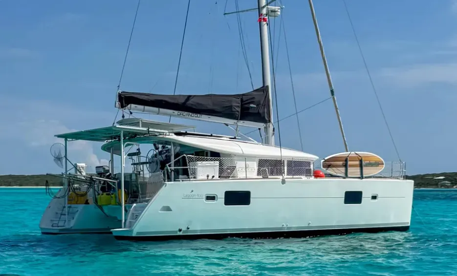 Well-maintained catamarans with documented upgrades, such as this 2011 Lagoon 400, are holding value in the 2025 split market, while older models with rising maintenance costs are struggling to find buyers. Photo courtesy of YachtWorld.com