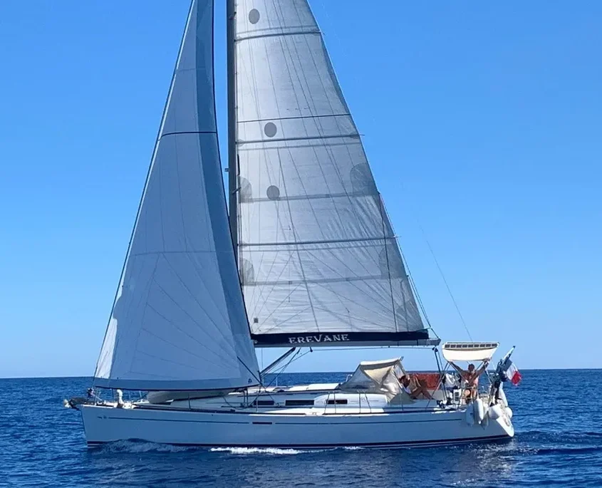 At 17,000 lb., the Dufour 40 is the lightest of the comparison boats and the fastest—ideal for club racers with a PHRF rating of 83, though her cramped V-berth proves tight quarters for families.Image courtesy of YachtWorld.com