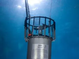 Keeping Ice at Bay Kasco Marine De-icer's exceptional endurance in industrial environments makes the it our Best Choice. (Photo/ Kasco Marine)