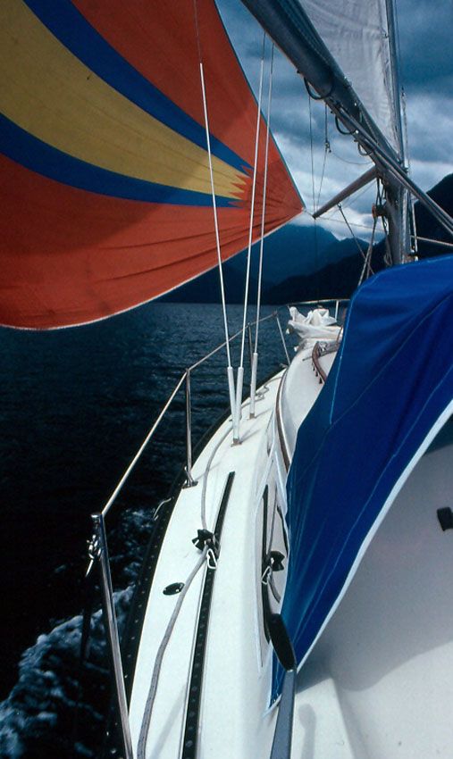 Reaching in Jarvis Inlet. (Photo/ Bert Vermeer)