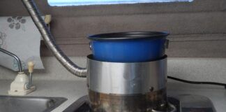 Cabin heater on Origo 2000CB alcohol stove. (Photo/ Drew Frye)