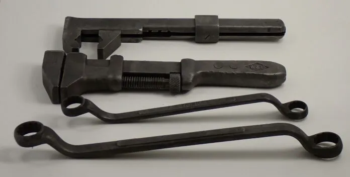 2. The forground wrenches were found in a rusted box. The background wrenches are more than 100 years old and are now restored to function DIY phosphate (1)