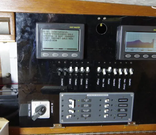 Budget Nav: Build a Fault-Tolerant Electronic Navigation System for Under $3,000