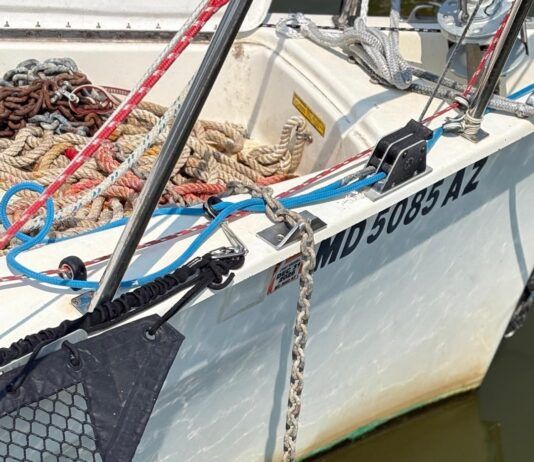 Breaking Out the Anchor Without a Bow Roller