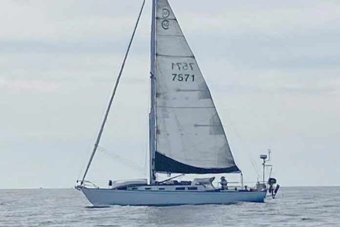 Cal 40- sailing